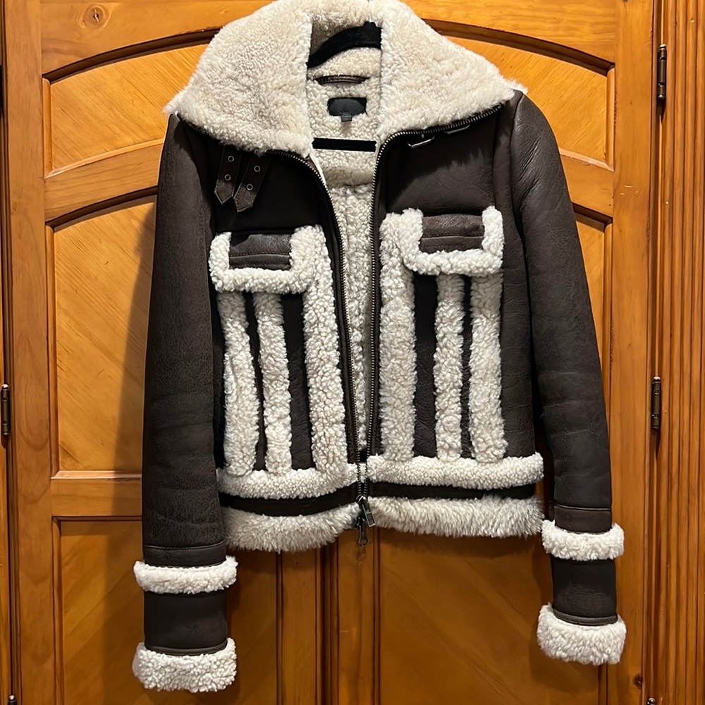 INTERMIX brown leather & shearling bomber flight jacket sz S excellent condition